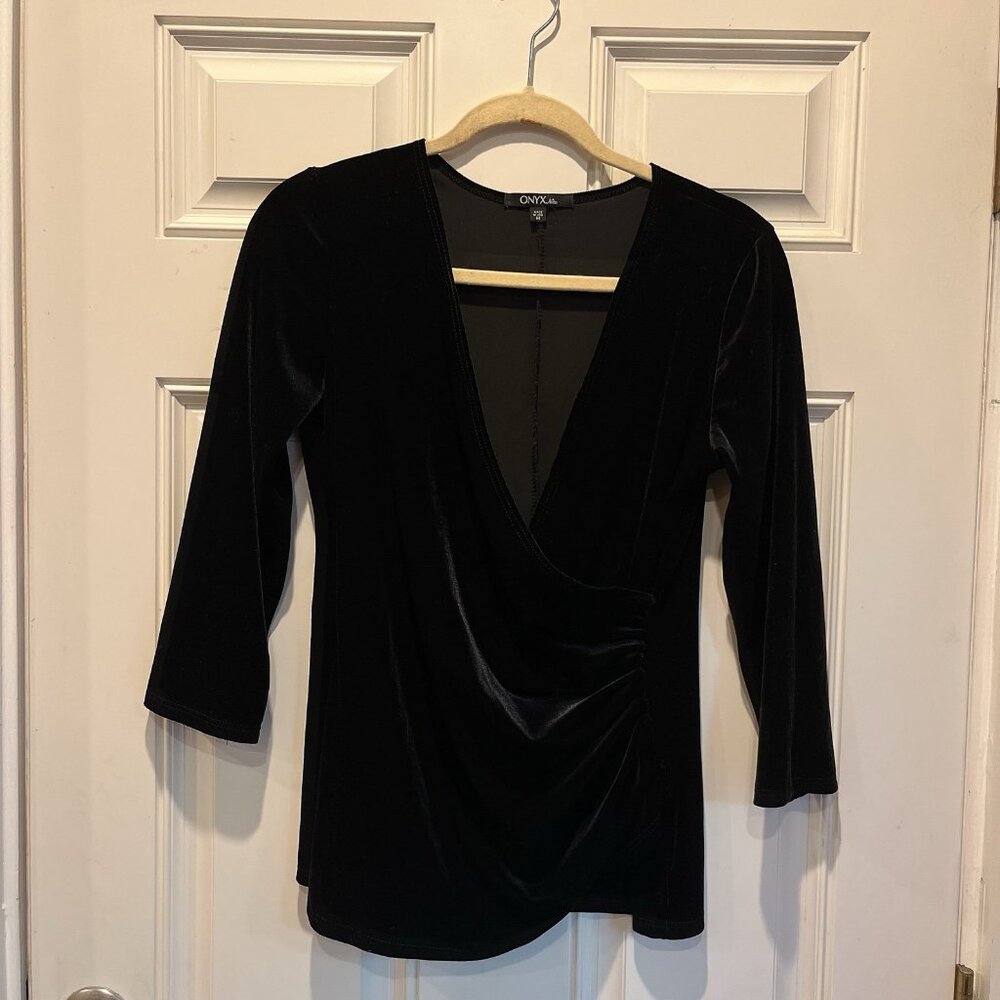Onyx Nite Black Top